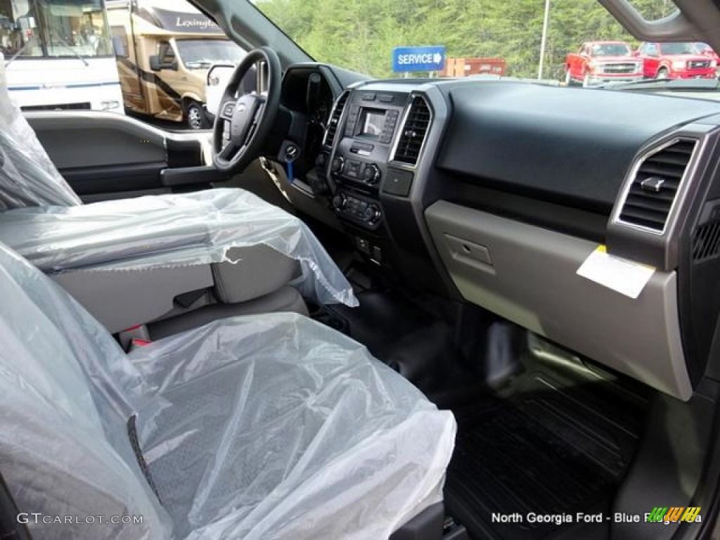 2016 F150 XLT Regular Cab 4x4 - Magnetic / Medium Earth Gray photo #14