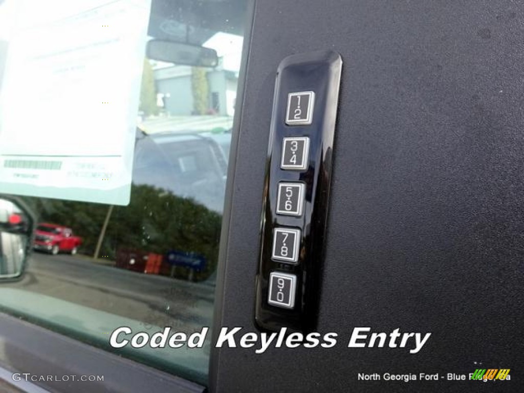 2016 F150 XLT Regular Cab 4x4 - Magnetic / Medium Earth Gray photo #25