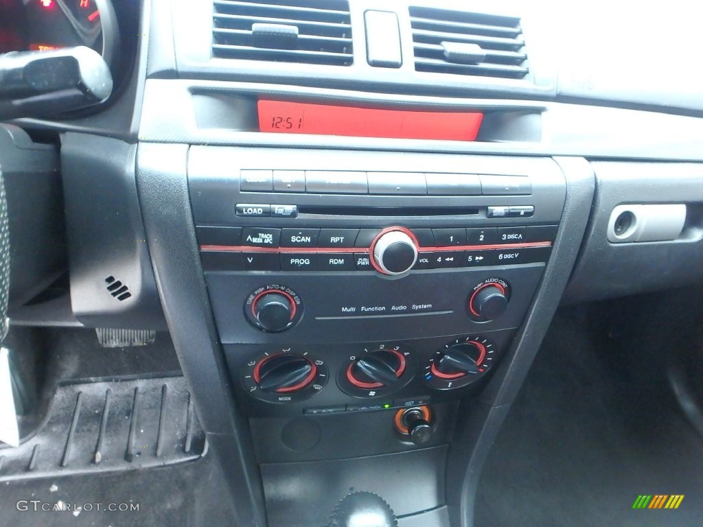 2005 MAZDA3 s Sedan - Titanium Gray Metallic / Black/Red photo #23