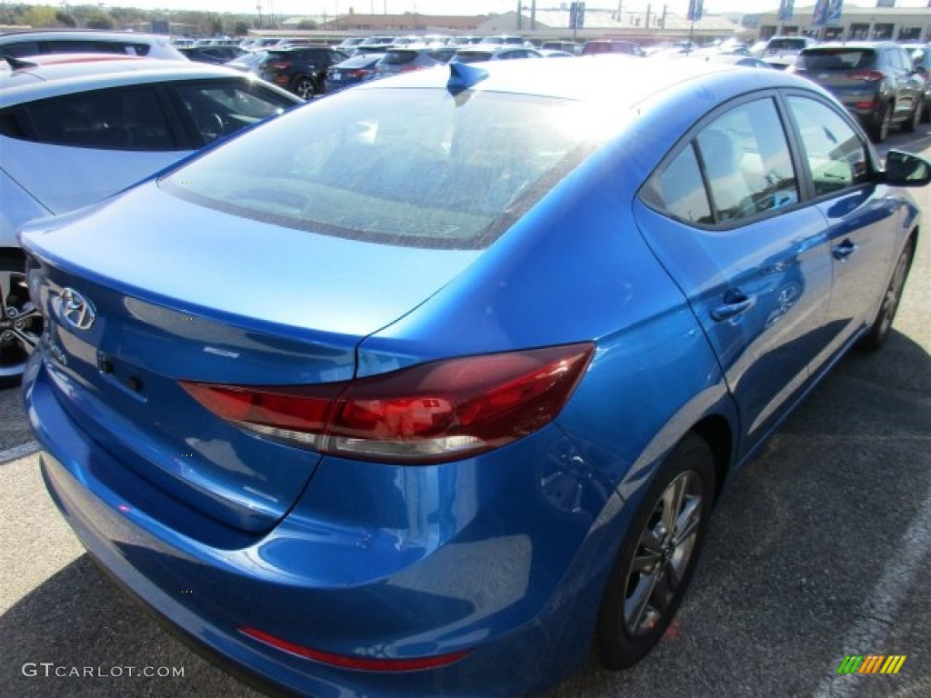 2017 Elantra SE - Electric Blue / Gray photo #6