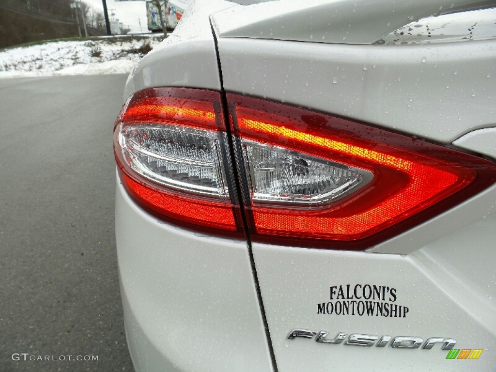 2016 Fusion Titanium AWD - White Platinum Tri-Coat Metallic / Charcoal Black photo #6