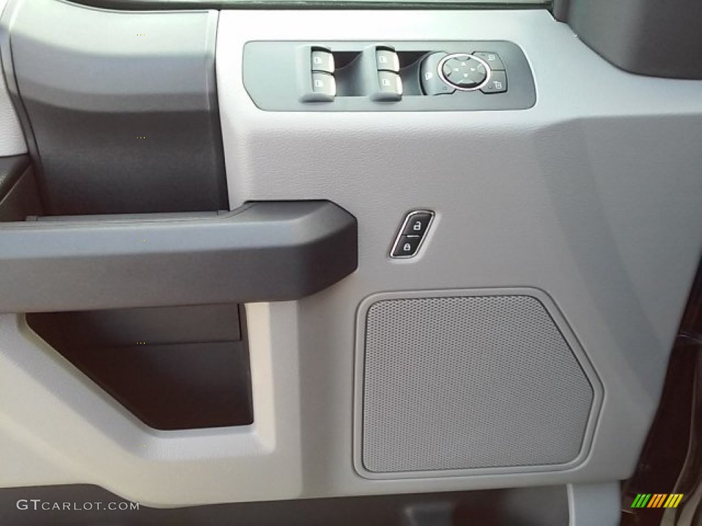 2016 F150 XL SuperCab - Shadow Black / Medium Earth Gray photo #20