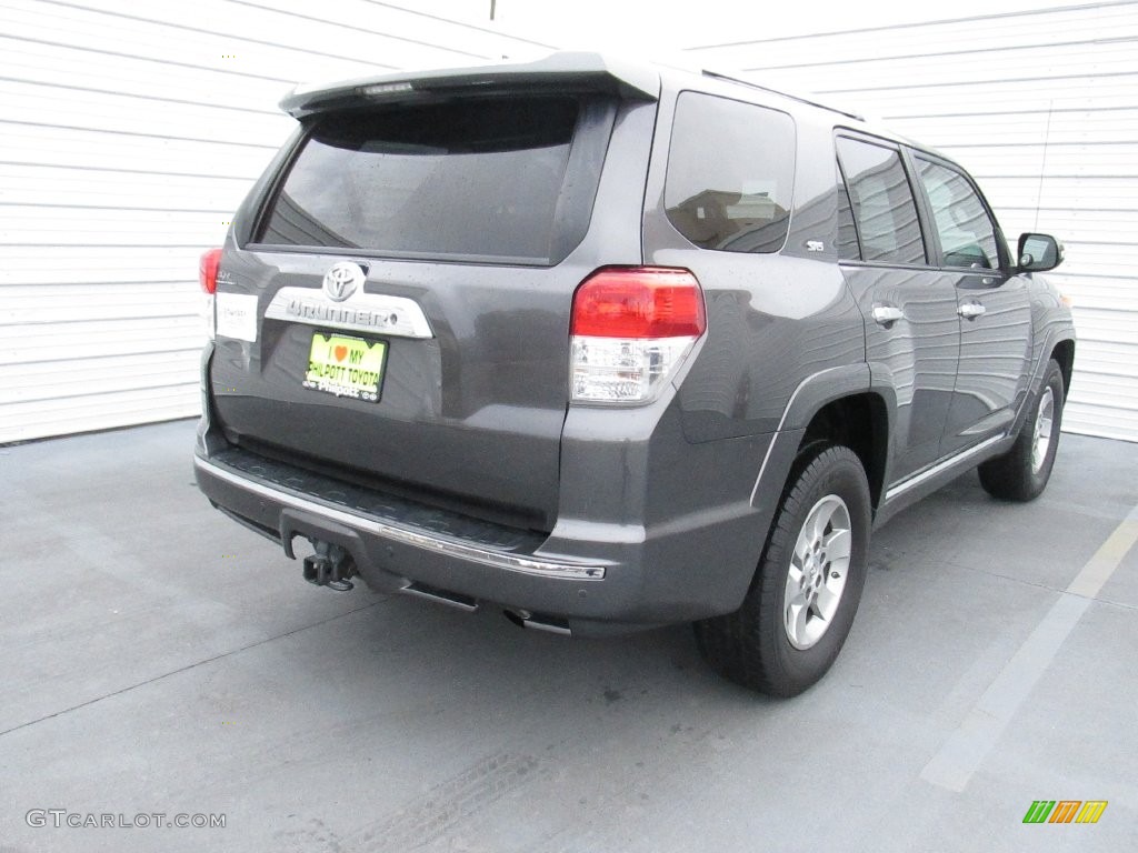 2011 4Runner SR5 - Magnetic Gray Metallic / Black Leather photo #9