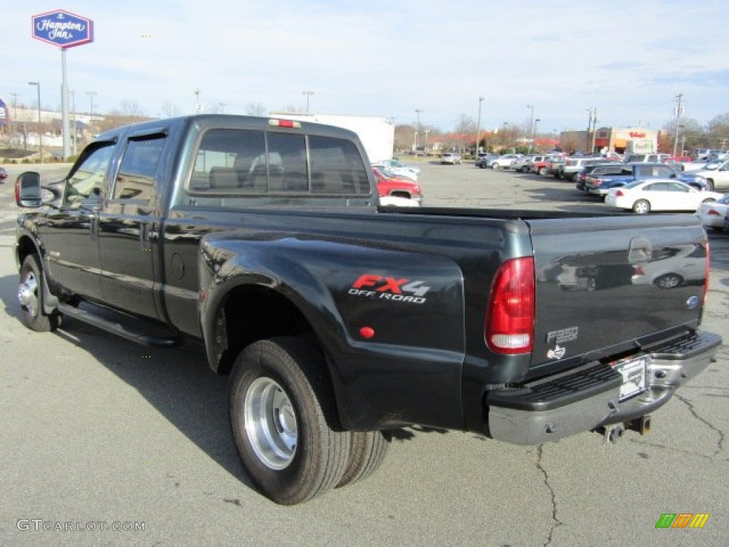 2004 F350 Super Duty Lariat Crew Cab 4x4 Dually - Dark Green Satin / Medium Parchment photo #4