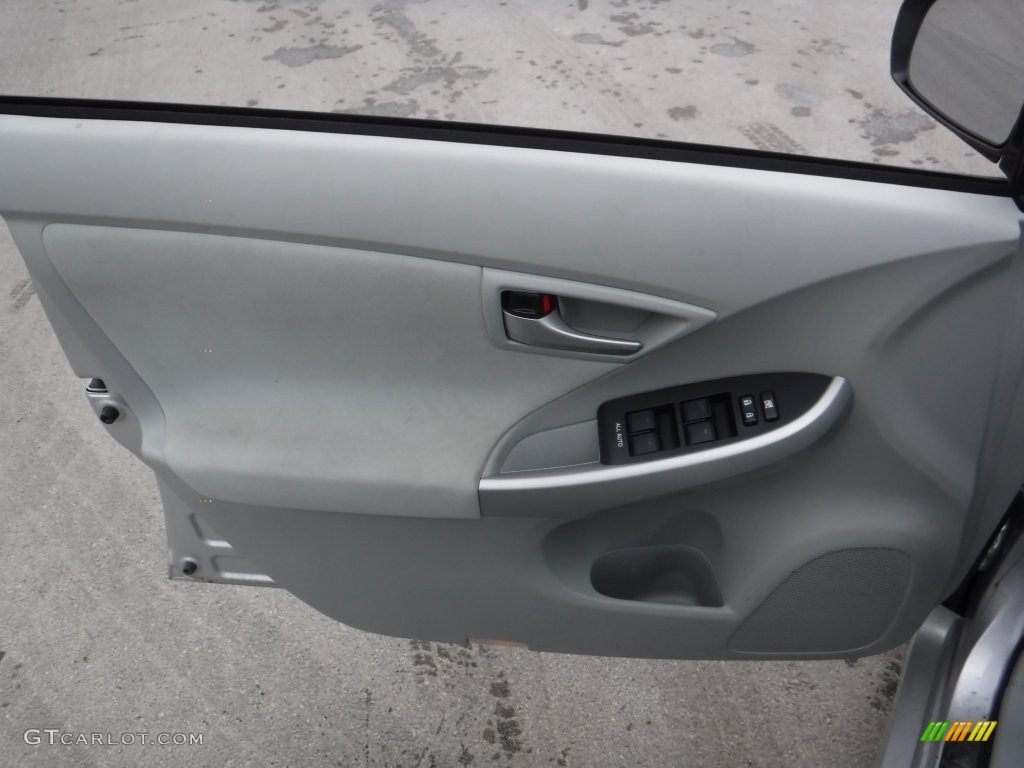 2012 Prius 3rd Gen Two Hybrid - Classic Silver Metallic / Misty Gray photo #11
