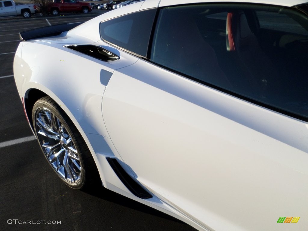 2016 Corvette Z06 Coupe - Arctic White / Adrenaline Red photo #21
