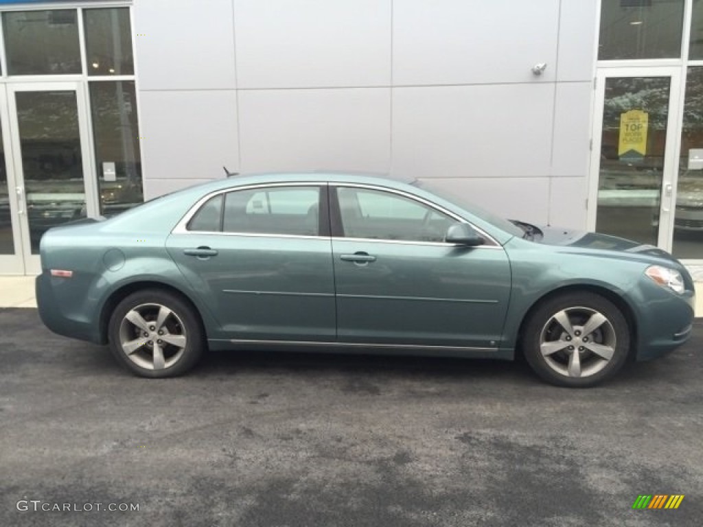 2009 Malibu LT Sedan - Silver Moss Metallic / Ebony photo #2