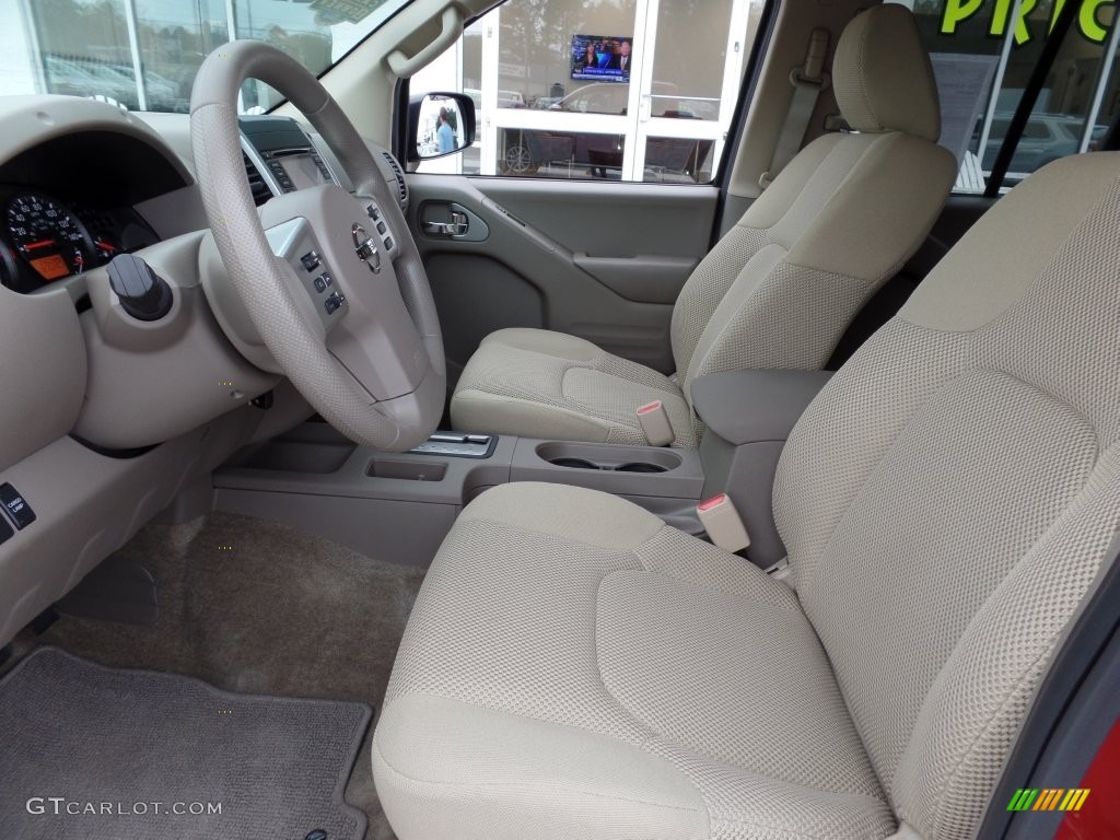 2016 Frontier SV Crew Cab - Lava Red / Beige photo #11