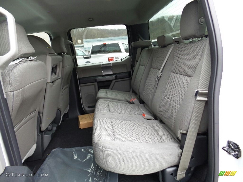 2016 F150 XLT SuperCrew 4x4 - Oxford White / Medium Earth Gray photo #7