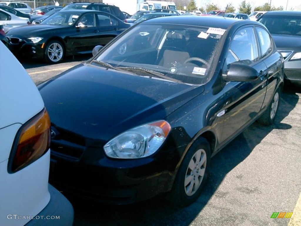 Ebony Black Hyundai Accent