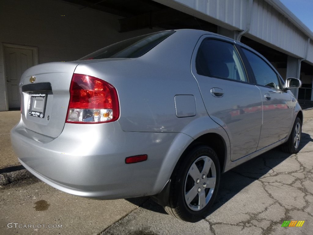 2006 Aveo LS Sedan - Cosmic Silver / Charcoal photo #4