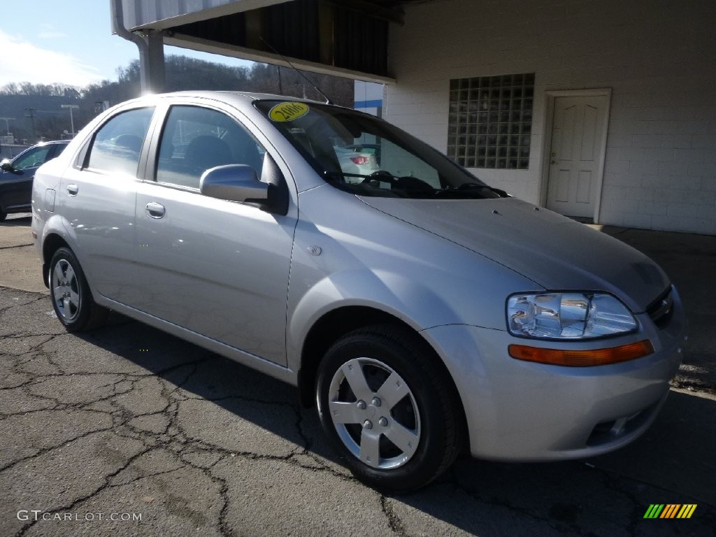 2006 Aveo LS Sedan - Cosmic Silver / Charcoal photo #10