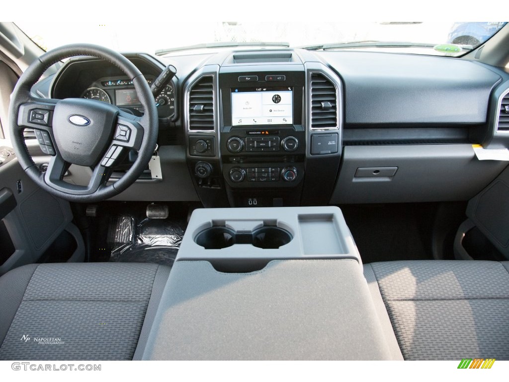 2016 F150 XLT SuperCrew 4x4 - Shadow Black / Medium Earth Gray photo #13