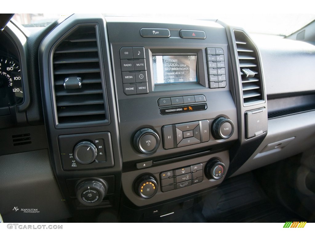 2016 F150 XL Regular Cab 4x4 - Ingot Silver / Medium Earth Gray photo #8
