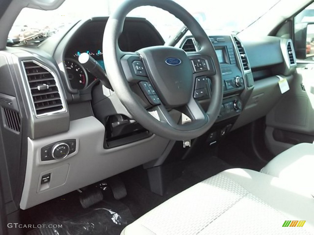 2016 F150 XLT SuperCrew 4x4 - Magnetic / Medium Earth Gray photo #21