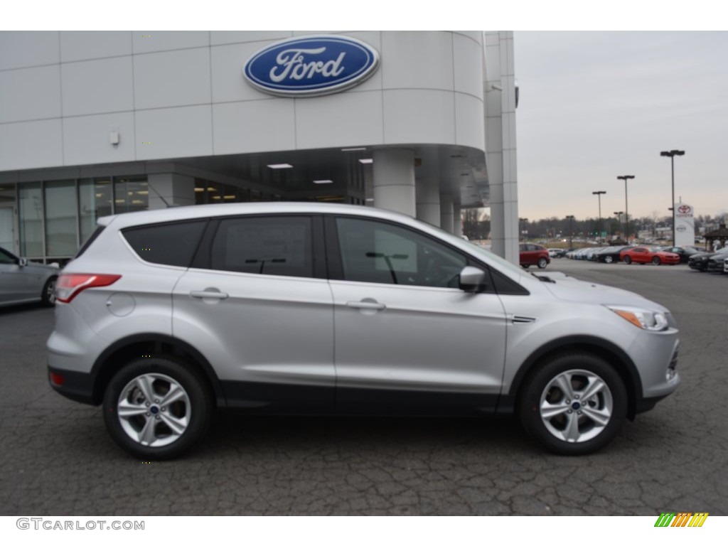 2016 Escape SE - Ingot Silver Metallic / Charcoal Black photo #2