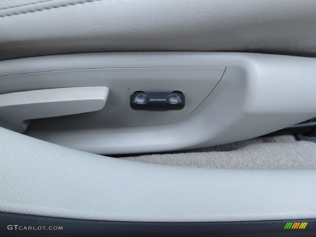 2008 Impala SS - Precision Red / Gray photo #13