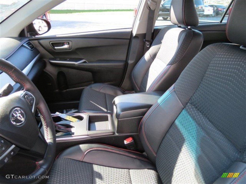 2015 Camry SE - Ruby Flare Pearl / Black photo #14