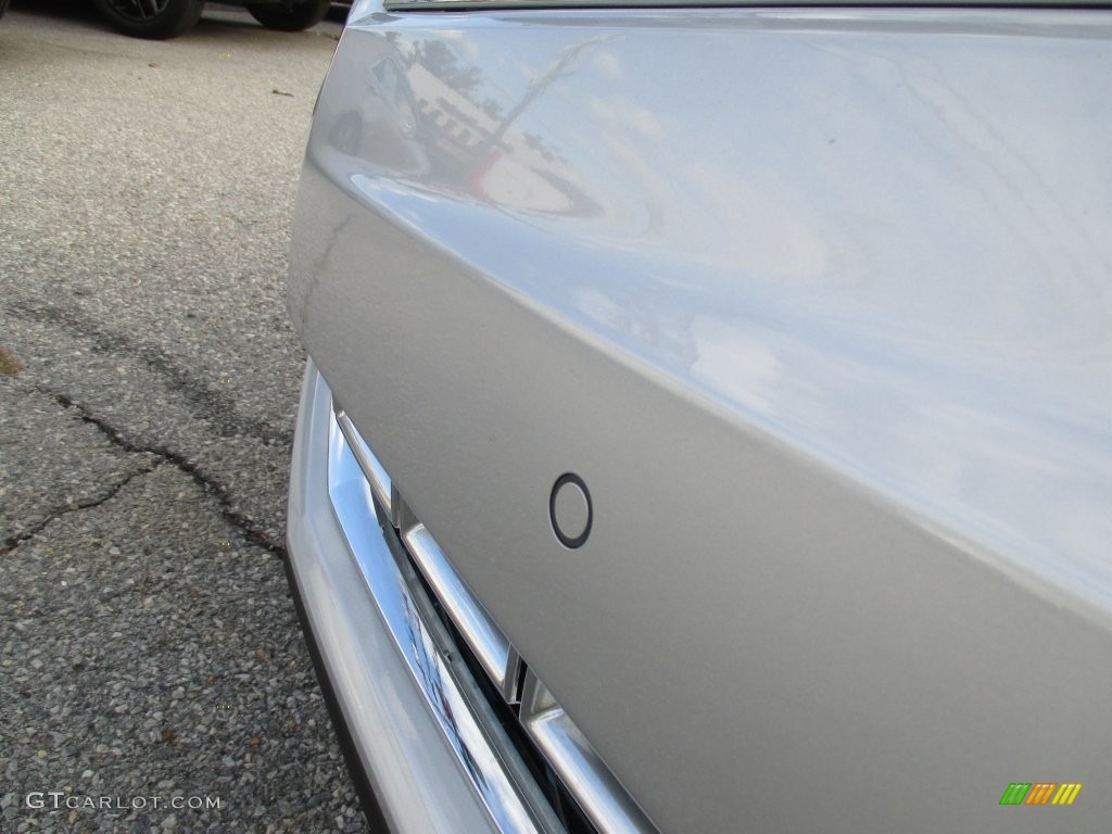 2013 SRX Luxury AWD - Radiant Silver Metallic / Ebony/Ebony photo #42