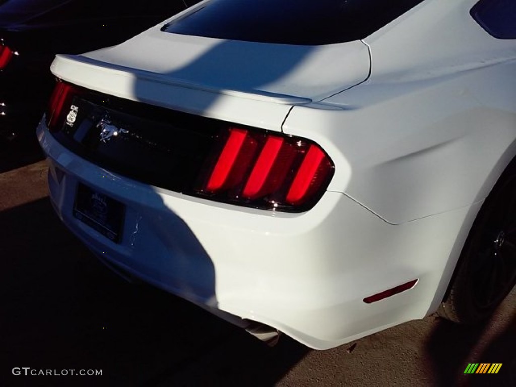2016 Mustang EcoBoost Coupe - Oxford White / Ebony photo #9