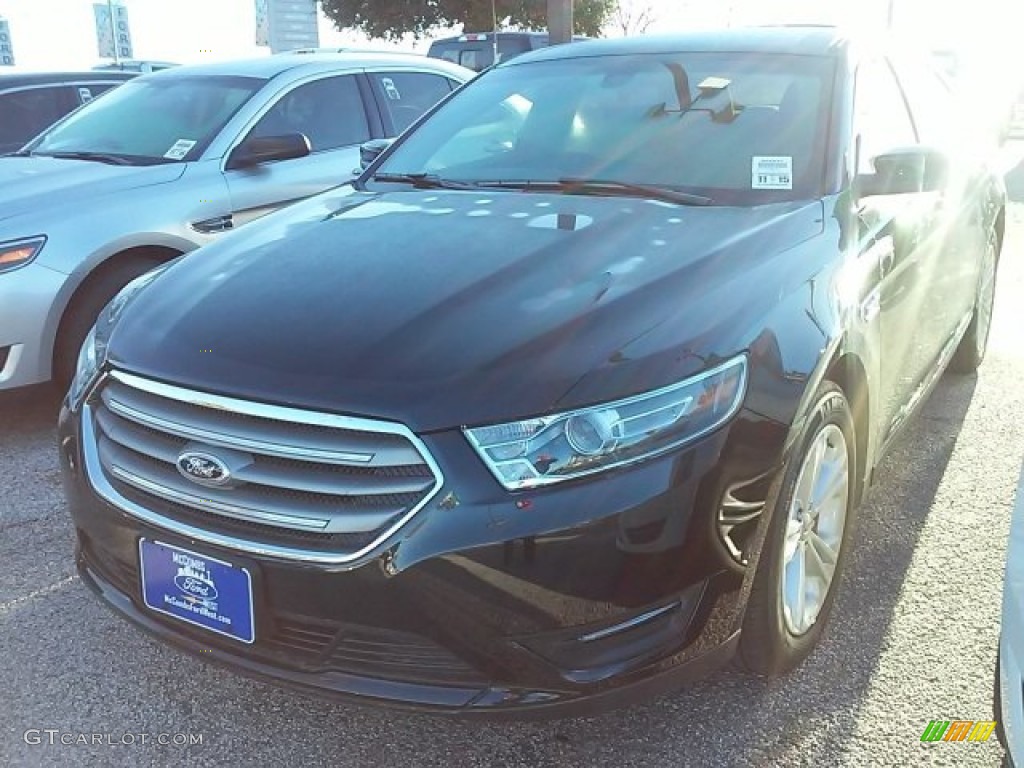2015 Taurus SEL - Tuxedo Black Metallic / Charcoal Black photo #6