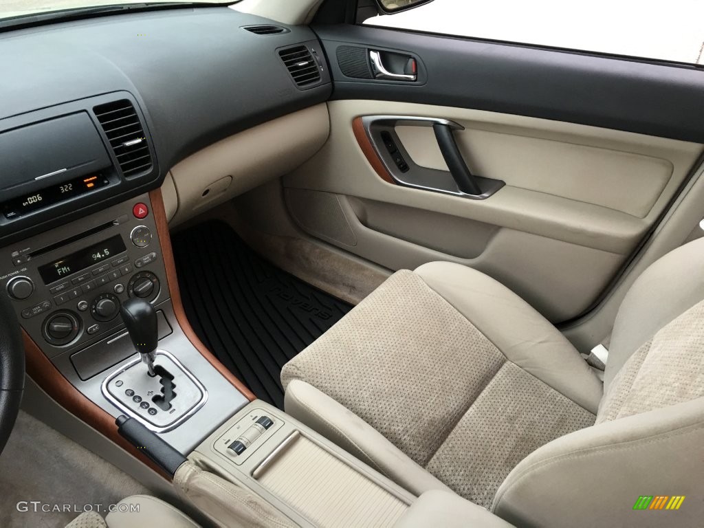 2005 Outback 2.5i Wagon - Willow Green Opal / Taupe photo #52