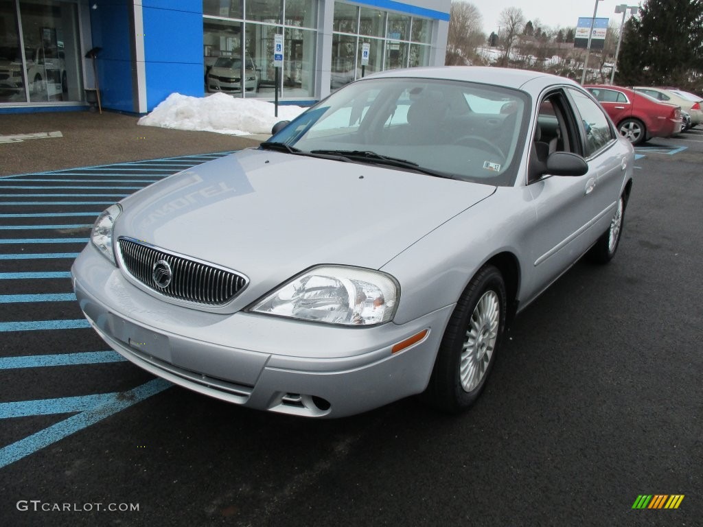 2005 Sable GS Sedan - Silver Frost Metallic / Medium Graphite photo #13