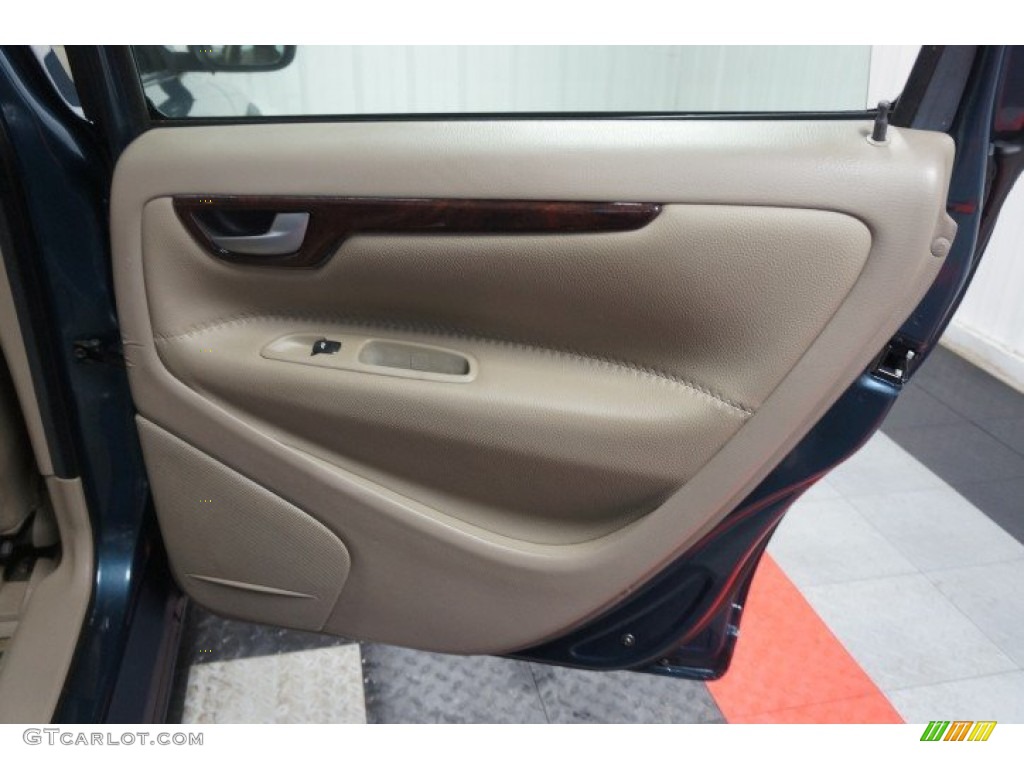 2005 XC70 AWD - Barents Blue Metallic / Taupe photo #19