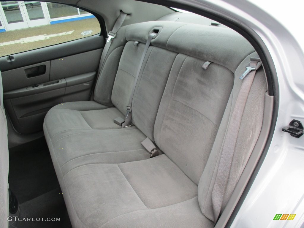 2005 Sable GS Sedan - Silver Frost Metallic / Medium Graphite photo #21