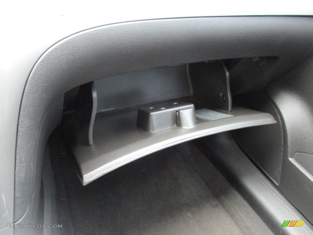 2008 Aura XR - Techno Gray / Black photo #33