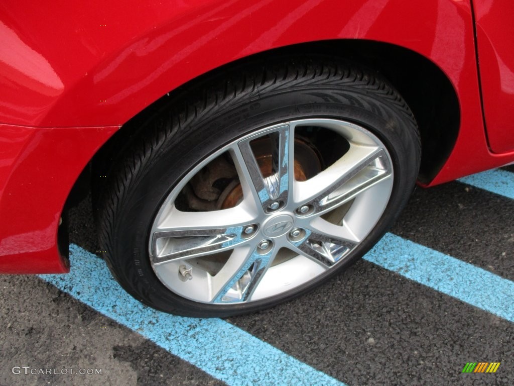 2009 Elantra Touring - Chilipepper Red / Black photo #8