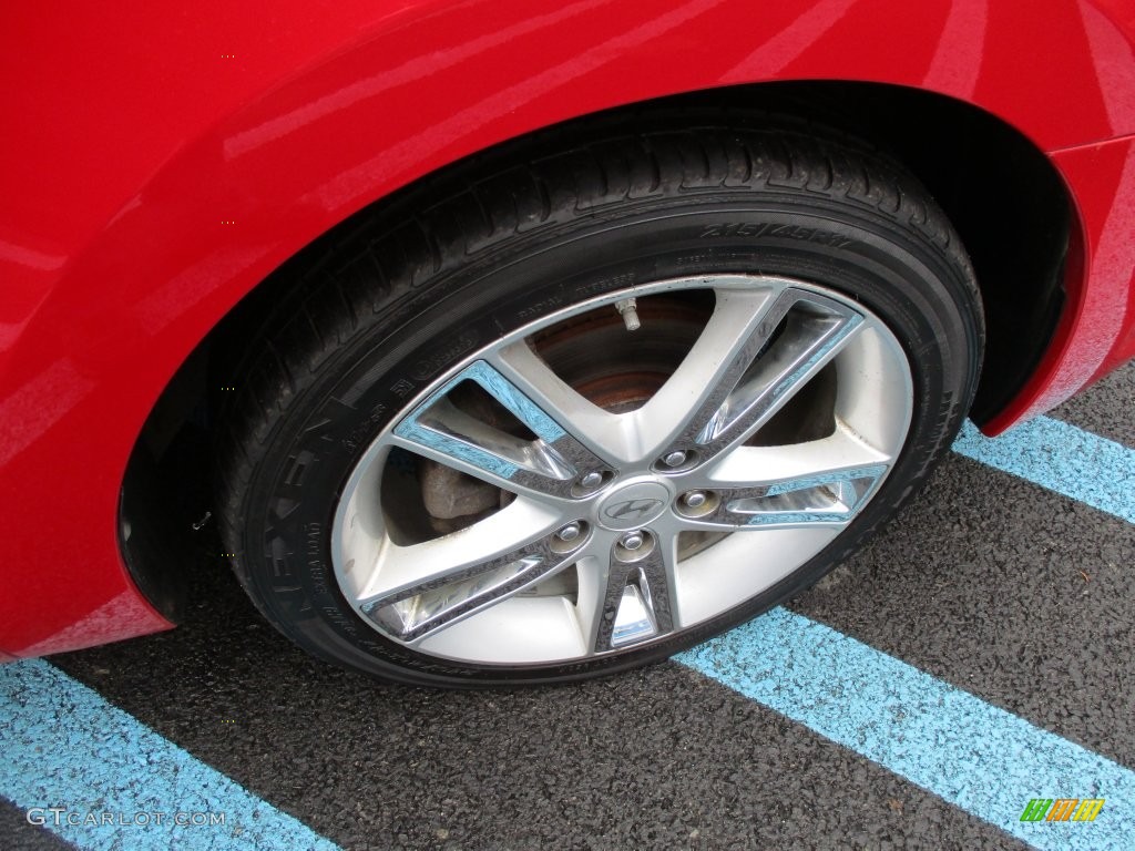 2009 Elantra Touring - Chilipepper Red / Black photo #10