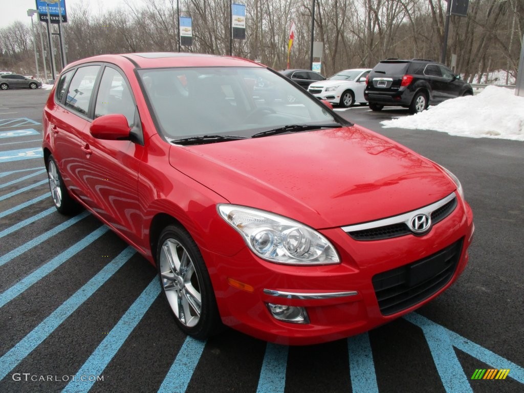 2009 Elantra Touring - Chilipepper Red / Black photo #11