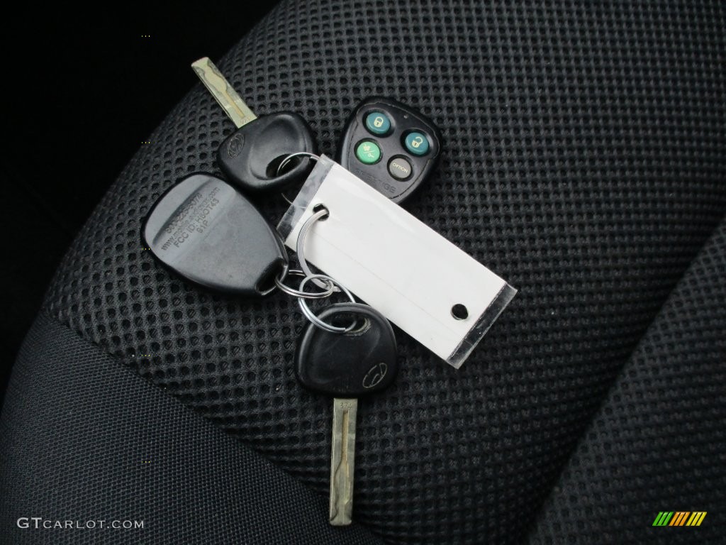 2009 Elantra Touring - Chilipepper Red / Black photo #39
