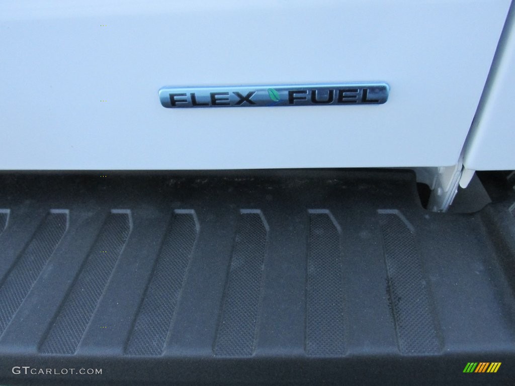 2016 F150 XLT SuperCrew - Oxford White / Medium Earth Gray photo #16