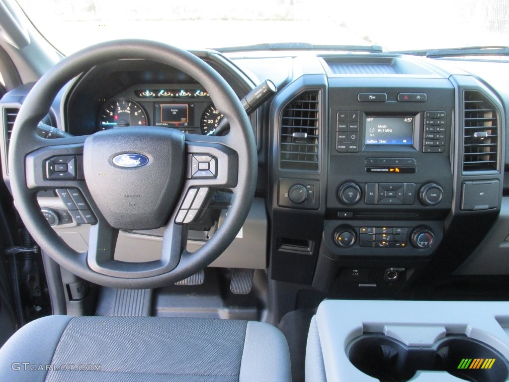 2016 F150 XL SuperCab - Shadow Black / Medium Earth Gray photo #24