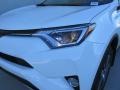 Super White - RAV4 XLE Photo No. 9