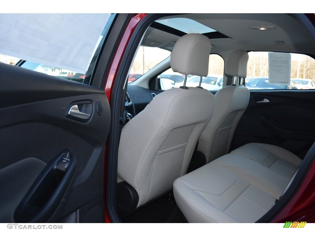 2016 Ford Focus Titanium Hatch Rear Seat Photos