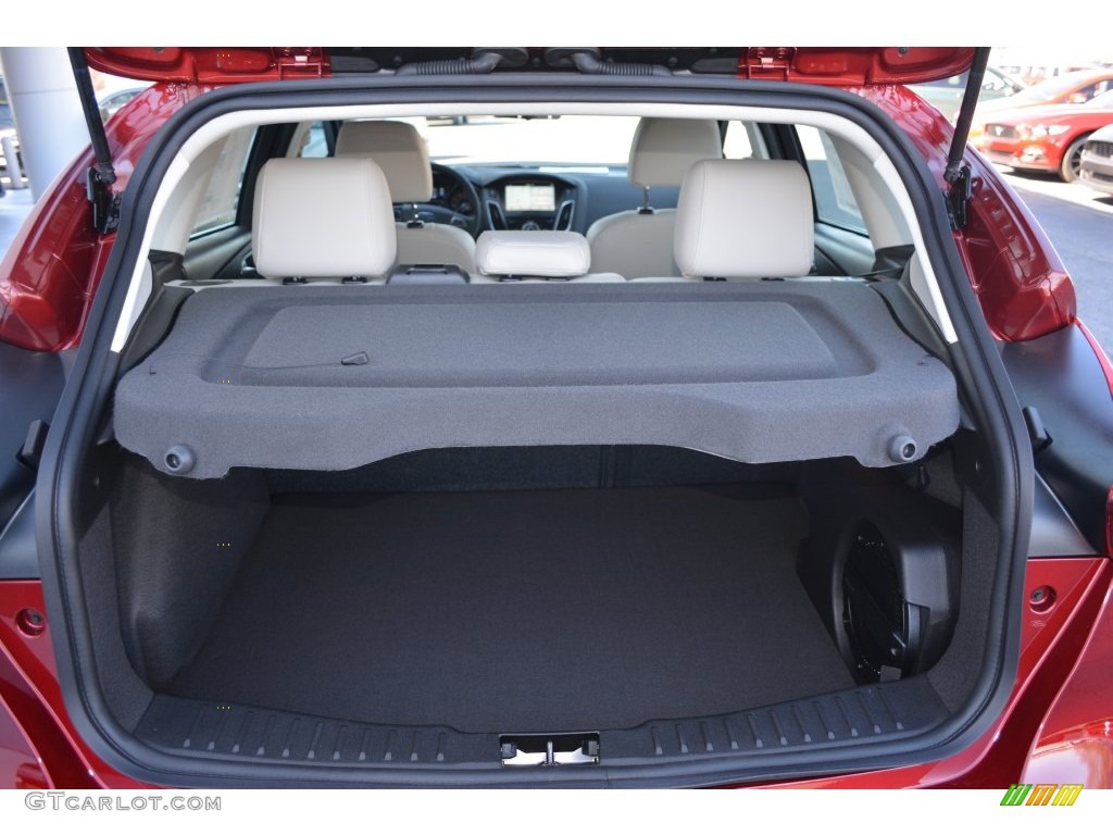 2016 Ford Focus Titanium Hatch Trunk Photo #110448034