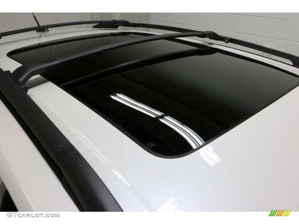 2016 Escape SE 4WD - White Platinum Metallic / Medium Light Stone photo #8