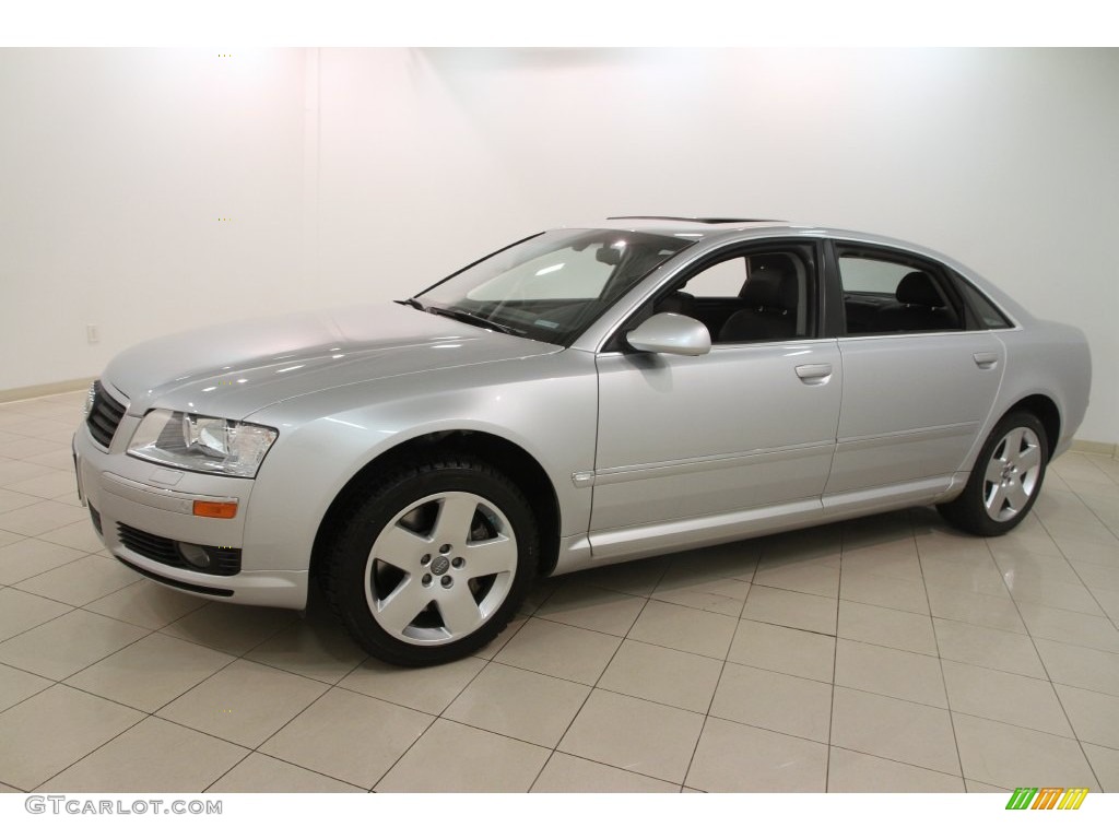 2004 A8 L 4.2 quattro - Light Silver Metallic / Black photo #3