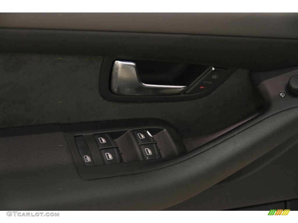 2004 A8 L 4.2 quattro - Light Silver Metallic / Black photo #5