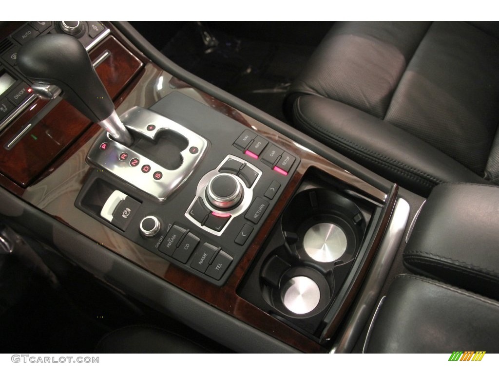 2004 A8 L 4.2 quattro - Light Silver Metallic / Black photo #17