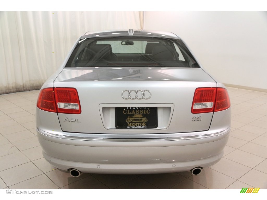 2004 A8 L 4.2 quattro - Light Silver Metallic / Black photo #32