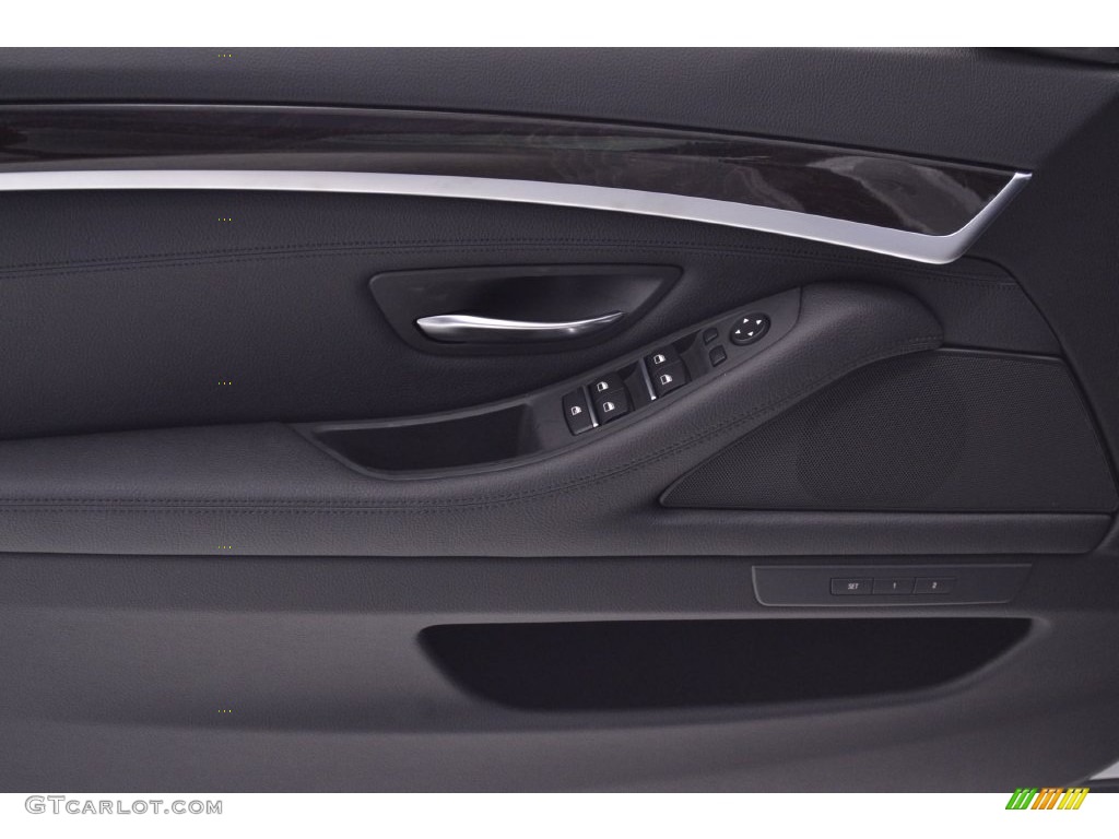 2016 5 Series 528i Sedan - Glacier Silver Metallic / Black photo #11