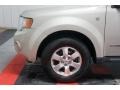 Oxford White - Escape Limited 4WD Photo No. 75