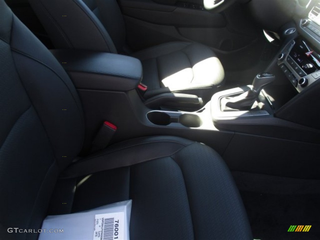 2017 Elantra Limited - Gray / Black photo #14