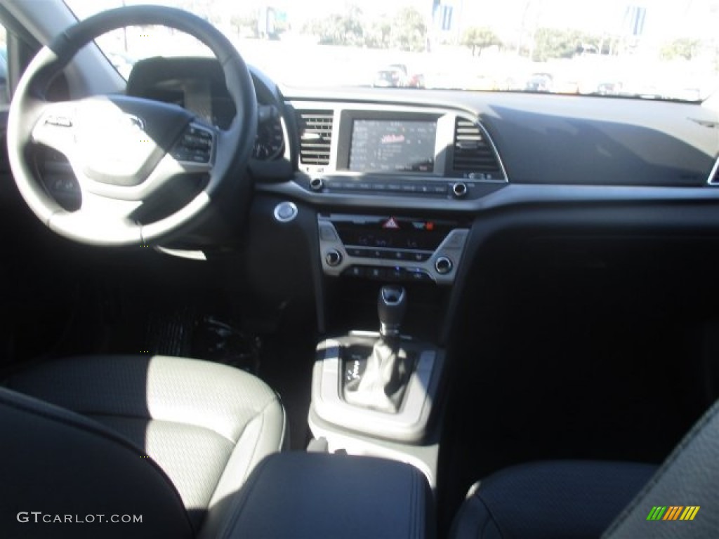 2017 Elantra Limited - Gray / Black photo #17