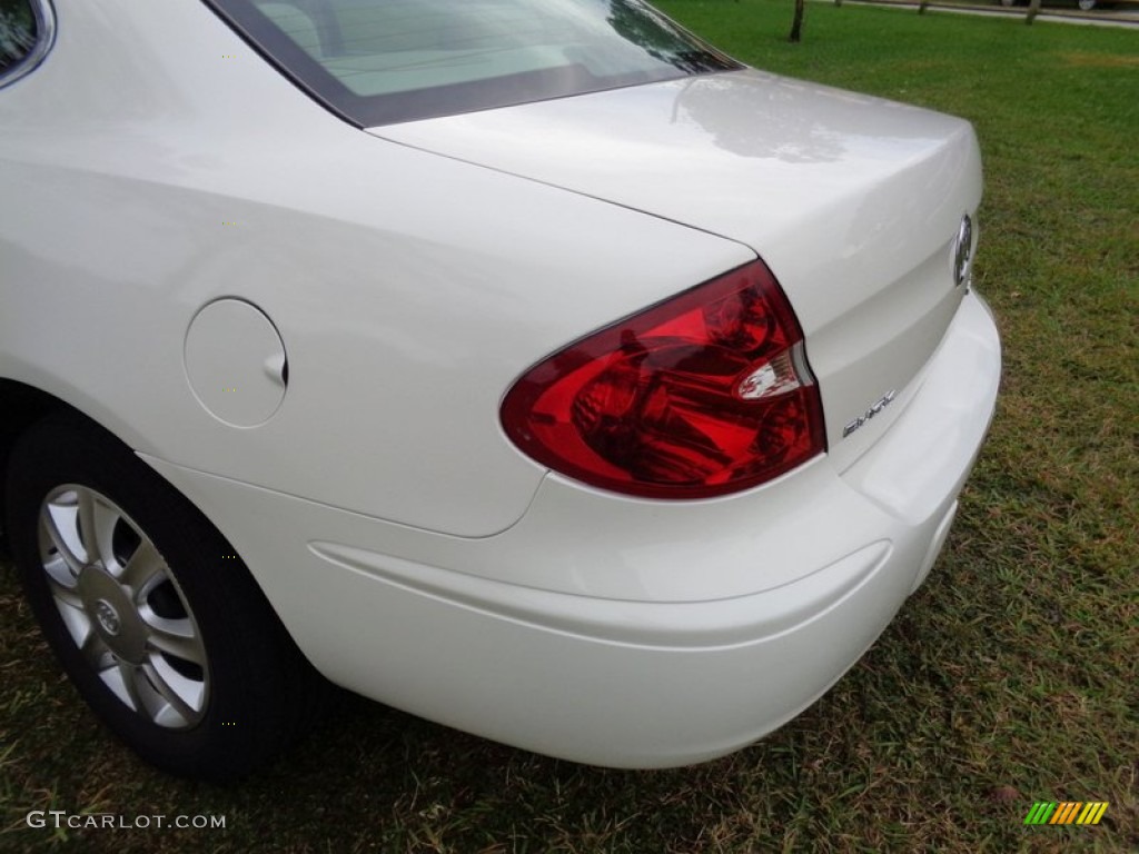 2006 LaCrosse CX - White Opal / Neutral photo #31