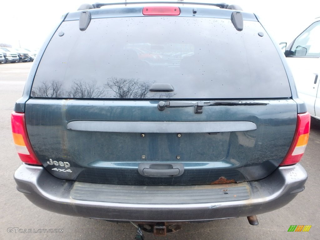 2004 Grand Cherokee Laredo 4x4 - Onyx Green Pearl / Sandstone photo #3